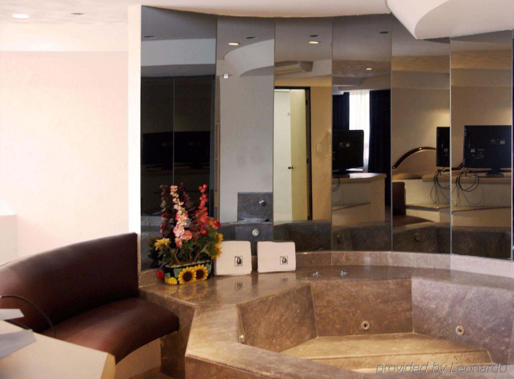 Porto Novo Hotel & Suites 멕시코 시 내부 사진